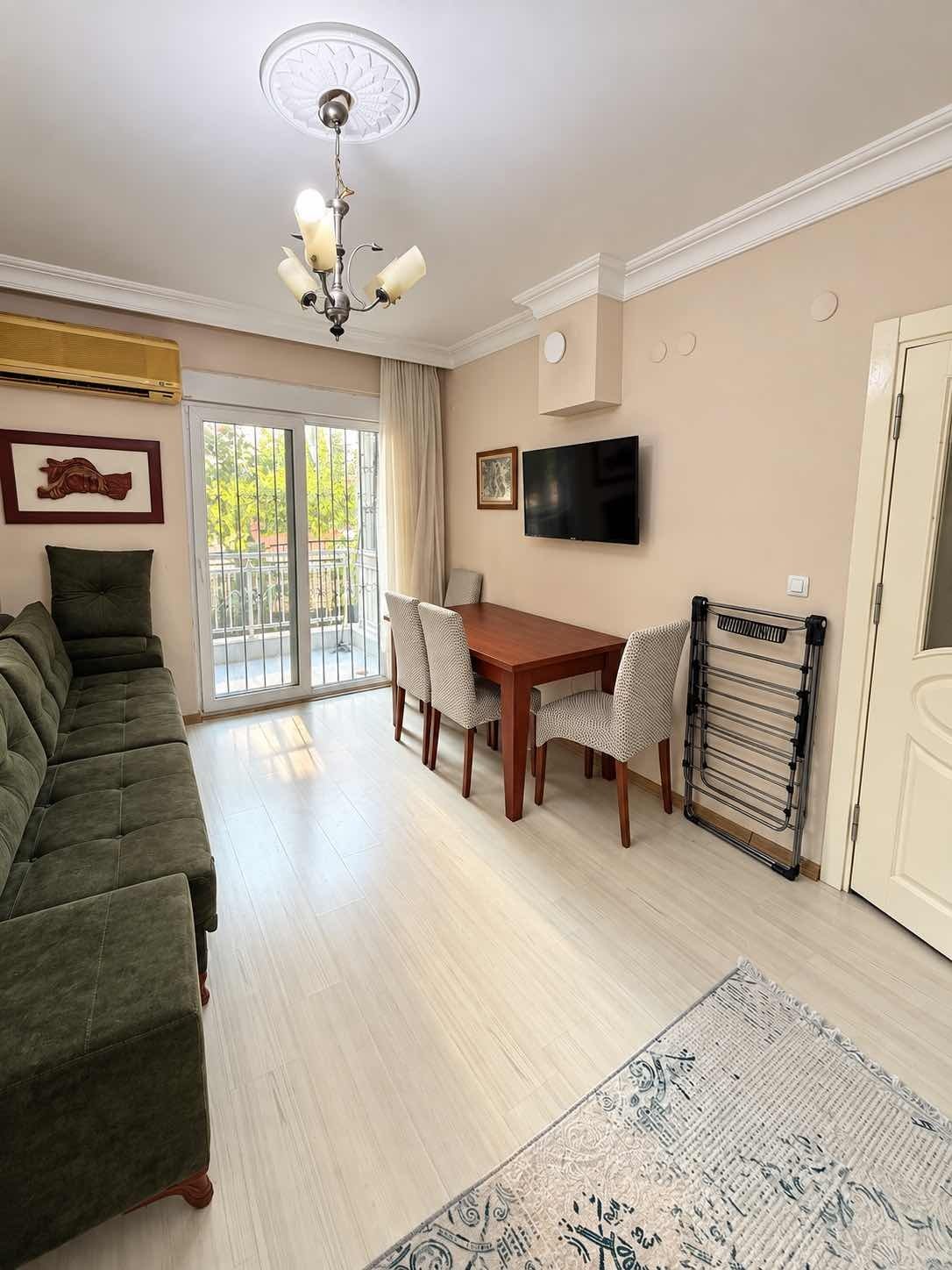ANTALYA KEPEZ KÜLTÜR MAHALLESİNDE BALKONLU, FERAH 1+1 DAİRE